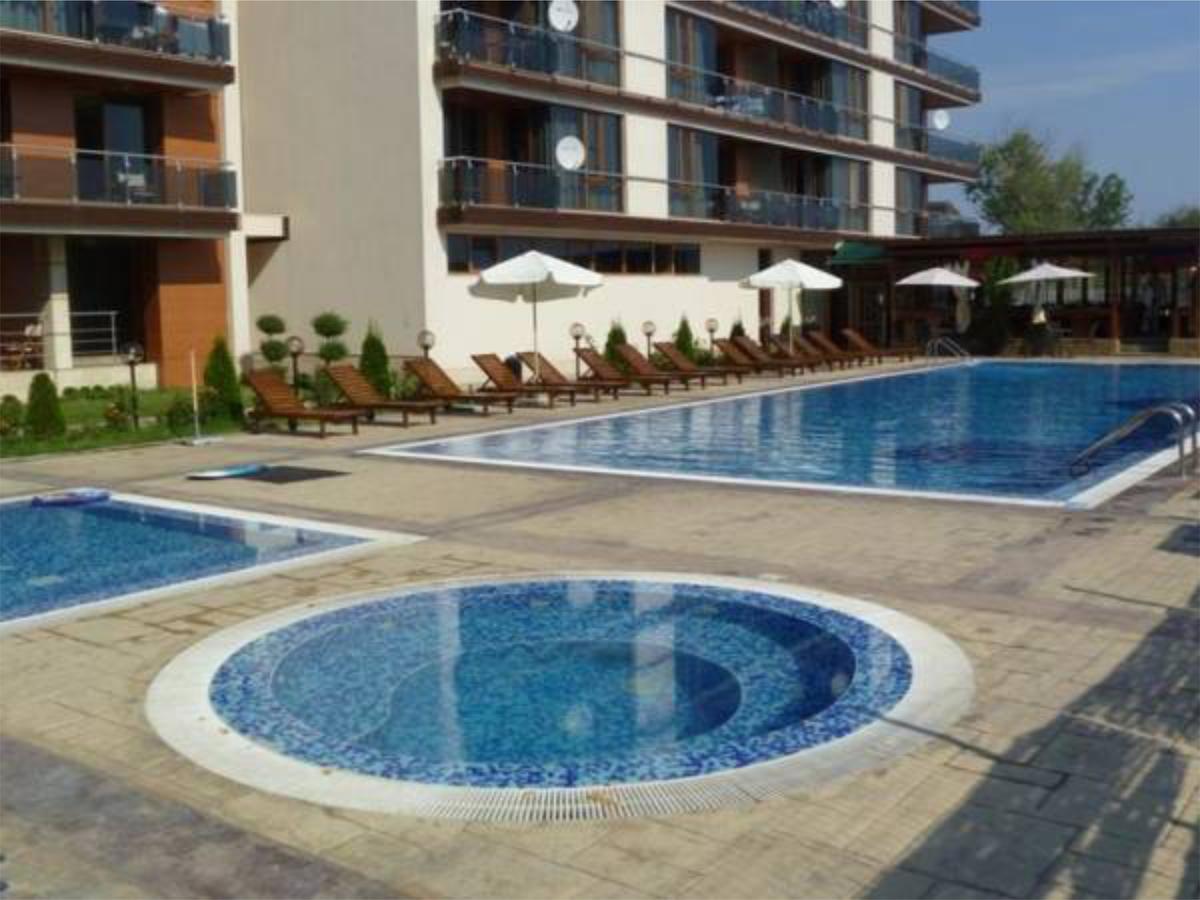 Pomorie Bay Aparthotel Ngoại thất bức ảnh